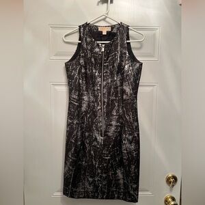 Michael Kors Size 6 Black Silver Sleeveless Metallic Cocktail Dress